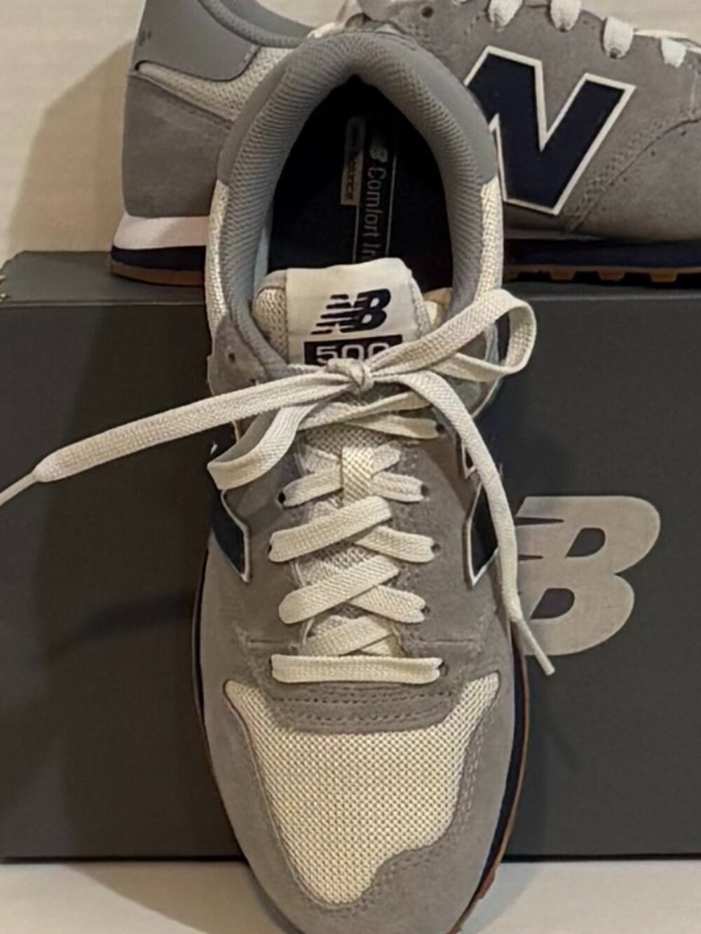 Mens BNIB New Balance U.S. 9D Medium Lifestyle Comfort Sneakers
